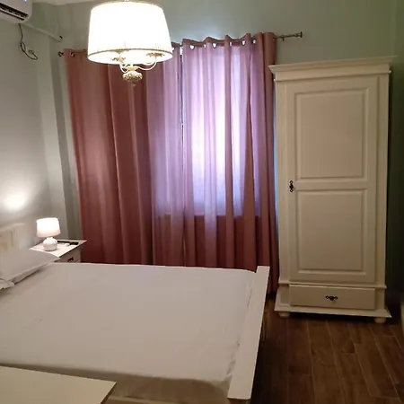 Adrys Boutique בית הארחה קונסטנצה