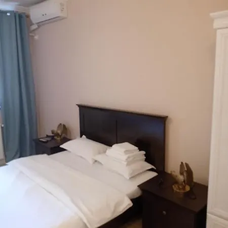 Adrys Boutique בית הארחה קונסטנצה