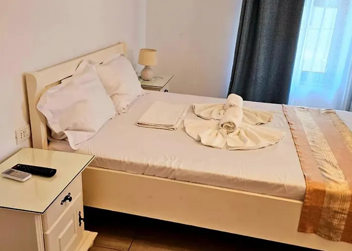 ゲストハウス Adrys Boutique 4*